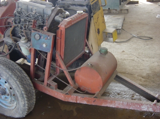 ขายเครื่องสูบน้ำ Nissan  sd20  4  สูบ