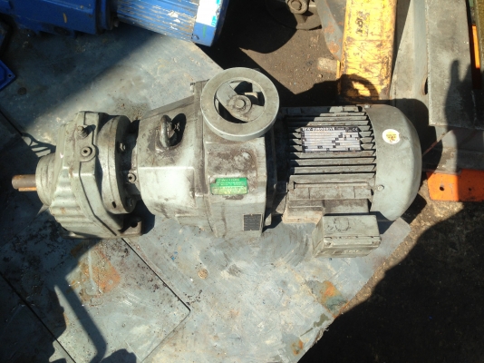 ขายมอเตอร์เกียร์ SEW 2 HP. ปรับรอบได้ ให้ความเร็วรอบได้ตั้งแต่ 197-985 รอบต่อนาที สภาพดี พร้อมใช้งาน