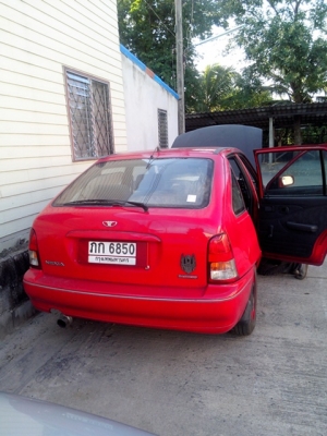 ขายรถแดวู รุ่น nexia สีแดง ขายรถแดวู รุ่น nexia สีแดง