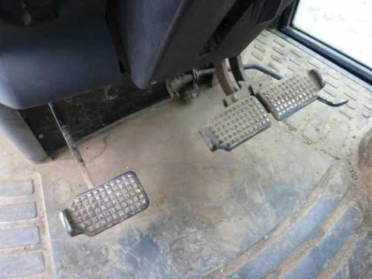 รถไถ 1999 New Holland TS110 เครื่องจักรมือสองนำเข้าจากต่างประเทศ สภาพสวย พร้อมใช้งาน เอกสารพร้อมโอน