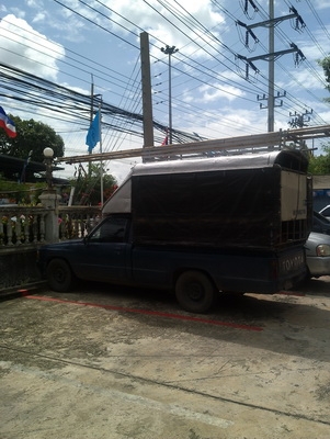 ขาย TOYOTA HERO 2400 CC  สภาพดี เครื่องดี แอร์เย็น. 55000