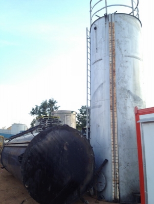 ขายถังเหล็กขนาด 6x2 เมตร ความจุ 18,000 ลิตร 2 ใบสภาพสวยไม่มีรั่ว พร้อมใช้