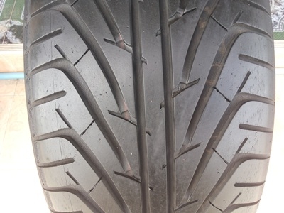 ขายยาง225/40/18 ปี 1708 VENTUS SPORT   (เกาหลี)   1 คู่