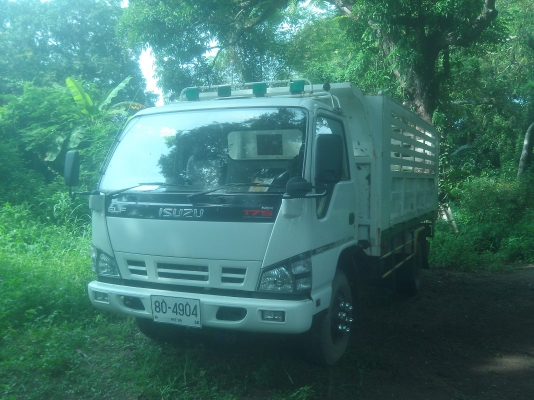 รถ ดั๊ม NQR วิ่ง 60,000 โล