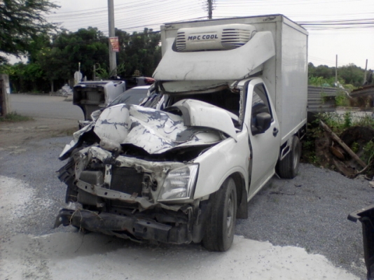 ขาย D-MAX ตอนเดียว มีตู้ห้อง พร้อมเล่มทะเบียน รถซ่อมได้