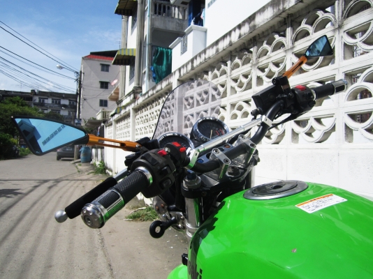 ขาย kawazaki zrx400 ทะเบียนแท้โอนขนส่ง