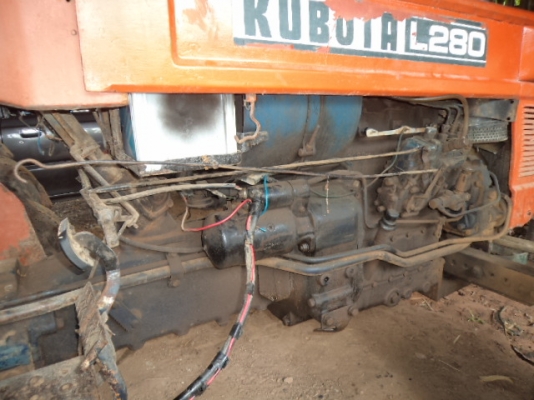 ขายรถไถคูโบต้า28แรง พร้อมผาน6 สภาพดีราคาถูกๆๆพร้อมใช้งานคับ