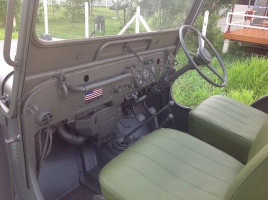 จิ๊ป j32 เครื่องดีเซล 4DR5 แรงจัดประหยัดน้ำมัน ทะเบียนเป็นชื่อเจ้าของเอง