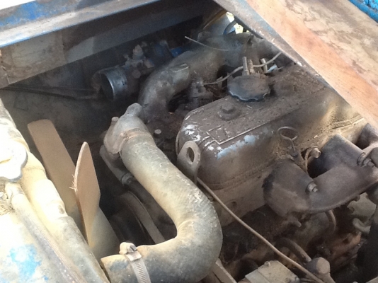 ประยูร กัลยาสกุลจบการขายครับ ขายด่วนเครื่อง 4ba1 กำลังยกลง สวยๆ