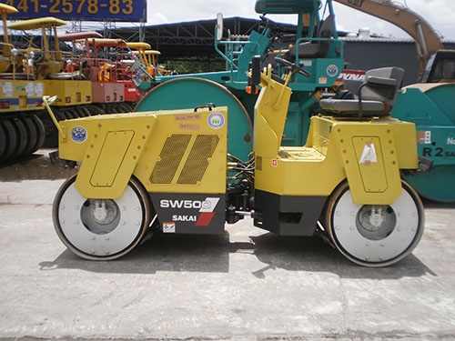 รถบด 5 ตัน Sakai SW500 รถเก่านอก สภาพไม่มีที่ติ ชม.เพียง 100 ชม.