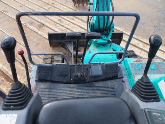 รถแบคโฮ 1994 Komatsu PC30-7 เครื่องจักรมือสองนำเข้าจากต่างประเทศ  พร้อมใช้งาน เอกสารพร้อมโอน ชั่วโมงทำงาน 5,975 ชม.