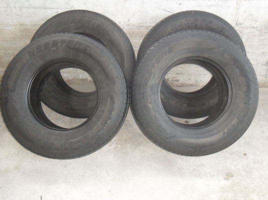 ยาง DEESTONE 265/70R16 ปี10 สวยๆ 4 เส้น ราคา 2500 บาท