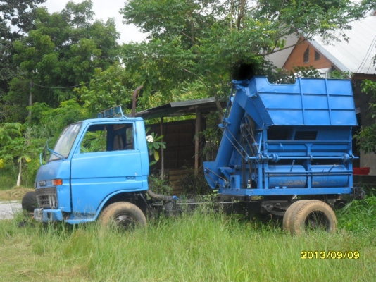 ขายรถนวดข้าวสีข้าวหกล้อตู้เกษตรสิงห์เปลือยจำโบ้ 5.5ฟุต