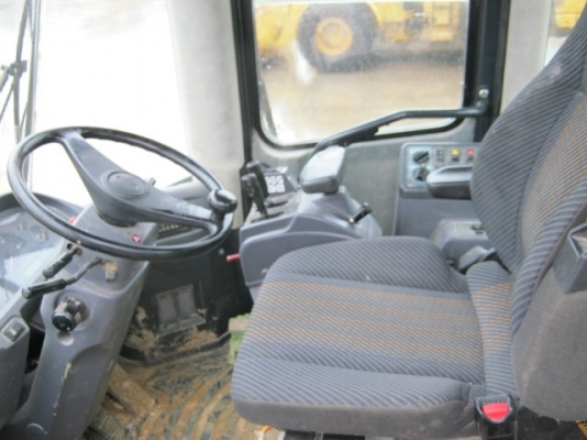 รถตักล้อยางKOMATSU WA480-5Hรถนอกนำเข้า