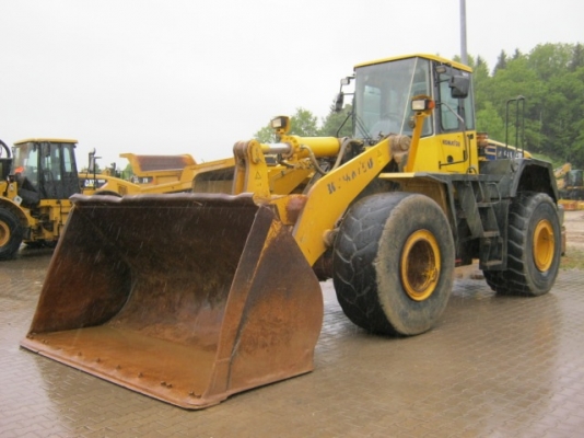 รถตักล้อยางKOMATSU WA480-5Hรถนอกนำเข้า