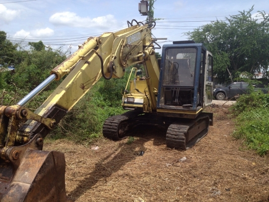 Back hoe