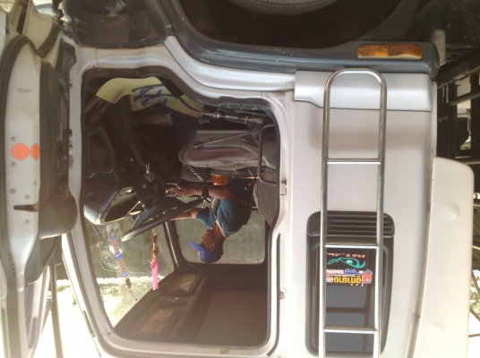 ขายรถ 10 ล้อหัวลาก อีซูซุ Deca 270 ปี 43เฉพาะหัว ขายรถ 10 ล้อหัวลาก อีซูซุ Deca 270 ปี 43เฉพาะหัว