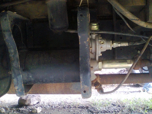 ขายรถสิบล้อร่องหัวยาว2เพลา มีสองคัน