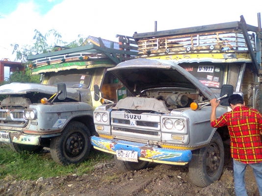 ขายรถสิบล้อร่องหัวยาว2เพลา มีสองคัน