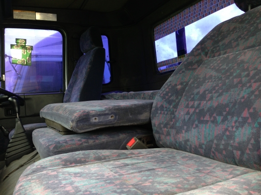 นิสสัน UD 320 แรง เดิมๆพร้อมใช้งาน