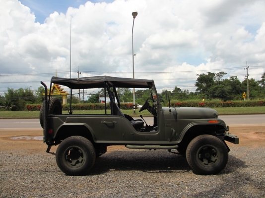 ขาย Jeep CJ6 หน้ากบ 4WD เครื่อง ISUZU ดีเซล ขาย Jeep CJ6 หน้ากบ 4WD เครื่อง ISUZU ดีเซล