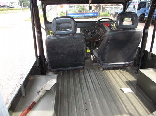 ขาย Jeep CJ6 หน้ากบ 4WD เครื่อง ISUZU ดีเซล ขาย Jeep CJ6 หน้ากบ 4WD เครื่อง ISUZU ดีเซล