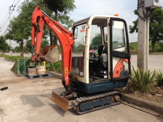 ถึงไทยแล้วสำหรับรถขุดเล็ก KUBOTA  KX36-3  สภาพดีมาก เหมาะสำหรับงานเล็กๆ สนใจคลิ๊กดูรายละเอียดเลยค่ะ