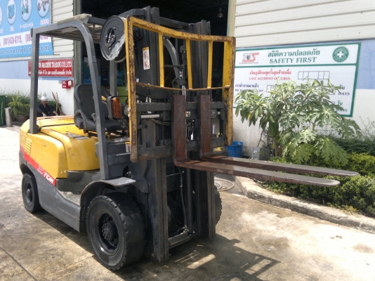 ขายรถฟอร์คลีฟท์ TCM FD25C-3 เสาฟูลฟรีเข้าตู้ได้สูง 3เมตร เกียร์ออโต้ปี2008,รถนอกนำเข้า รถสวยราคาไม่แพงครับติดต่อ มานะ 085-9049669