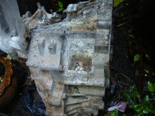 ขายเกียร์ออโต้ มาสด้าโปรทีเจ,ฟร์อดเลเซอร์เทียร่า 1.8 I ขายเกียร์ออโต้เก่าถูกๆ คะ ขาย 6,000  บาท