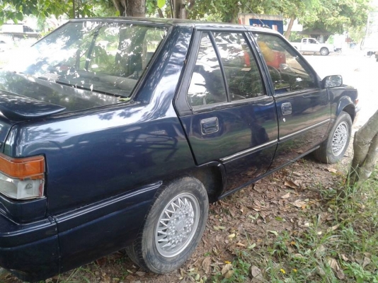 รถเก๋ง Misubishi Champ ปี 39