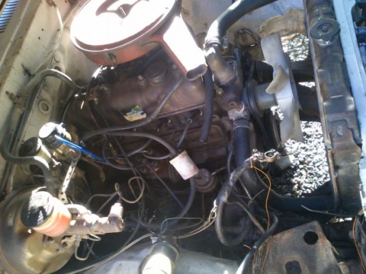 TOYOTA ม้าดำ RN30 4 ขอไฟกลม 5 เกียร์