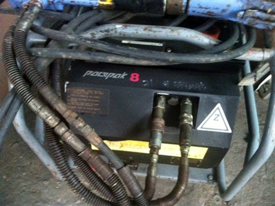 ขายเครื่องแย๊กพื้นคอนกรีตไฮโดรลิค ติดเครื่องยนต์ ใช้สะดวก