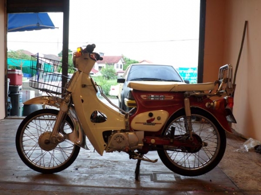 วุฒินนบุรี** ลดกระหน่ำ C70 เครื่องไลฟานสตาสมือสวยๆมีทะเบียนพร้อมใช้คับ