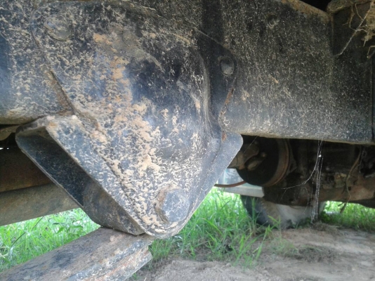 รถบรรทุก 4 ล้อกลาง  ISUZU เครื่อง 74 คอกสวย  พร้อมใช้  คันซีไม่มีผุ