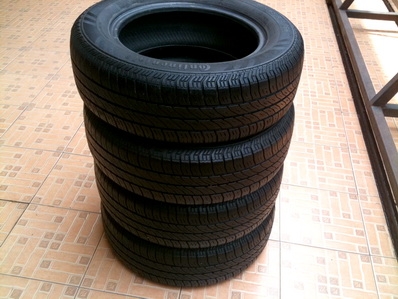 ยาง14นิ้ว ยี่ห้อ Continental 185-65-14 .ปี.2010 สภาพสวยทั้งชุดครับ นุ่มๆ