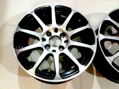 ราคา 2,200 - แม็กซ์ 2 วง ขนาด 15 นิ้ว AVS 4-100-114.3 สภาพดีทั้งคู่ครับ ตจว ส่งได้ ราคา 2,200 - แม็กซ์ 2 วง ขนาด 15 นิ้ว AVS 4-100-114.3 สภาพดีทั้งคู่ครับ ตจว ส่งได้