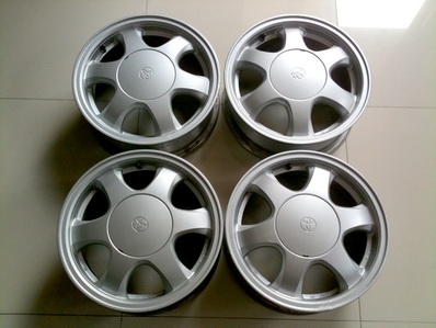 ราคา 4,500 บาท แม็กซ์ 14 นิ้ว ขนาด 4 รู100 ครบชุดสี่วง ตจว ส่งให้ได้นะครับ ราคา 4,500 บาท แม็กซ์ 14 นิ้ว ขนาด 4 รู100 ครบชุดสี่วง ตจว ส่งให้ได้นะครับ