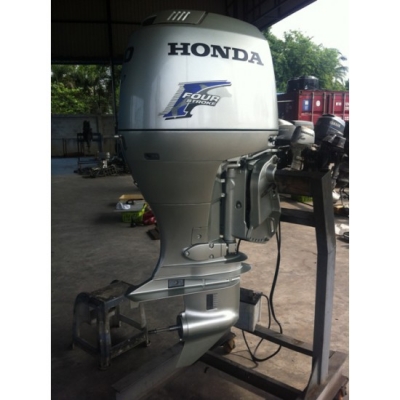 ขายเครื่องยนต์เรือ Honda BF90 4จังหวะ จากญี่ปุ่น