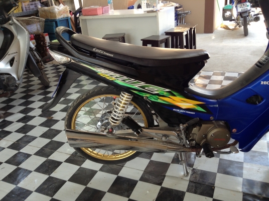 เวฟ100 รถสวย ปี48 เครื่องแน่นๆ ทะเบียนครบ เวฟ100 รถสวย ปี48 เครื่องแน่นๆ ทะเบียนครบ