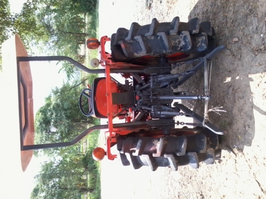 ขายรถแทรคเตอร์ ขายรถแทรคเตอร์