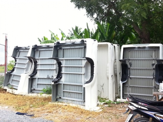 ลูกค้าฝากขายค่ะ....ลูกกระบะวีโก้ ของใหม่ สีขาว 9000 บาท