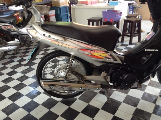 ขาย!!!เวฟ125S กุญแจใหญ่ ปี47 เครื่องเดิมแน่นๆ ทะเบียนครบ