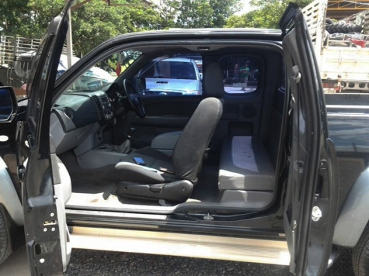 ขาย 349000 บาท รถ MAZDA BT-50 2.5 V-HI FREE STYLE CAB HI-RACER ปี 2007 ลดราคาลง 369000 บาท ยกสูง