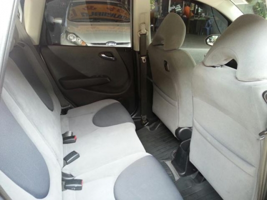 ขายด่วน HONDA JAZZ 1.5I-DSI 2004 ขายด่วน HONDA JAZZ 1.5I-DSI 2004