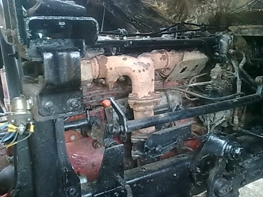 ขายเทเลอร์12ล้อ2เพลา HINO 260แรงม้า สภาพสวยพร้อมใช้ ติดต่อได้ที่คุณ อ๊อฟ พิจิตร 086-737-9991