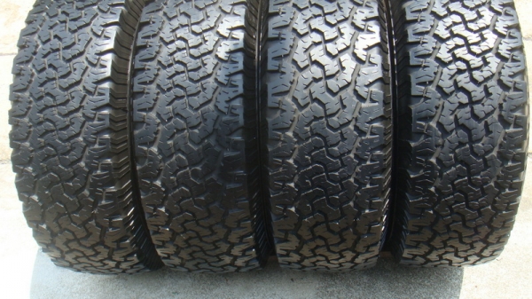 ขายยาง BF Goodrich Allterrain 265 70 r16 ปี10 สวยๆ
