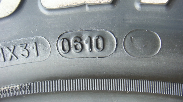 ขายยาง BF Goodrich Allterrain 265 70 r16 ปี10 สวยๆ