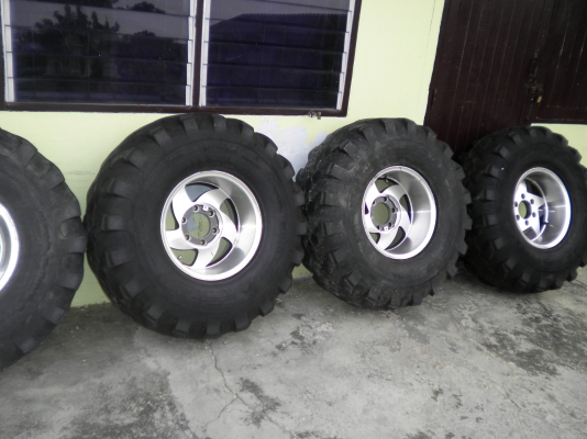 ออฟโรด ขอบ15 ยาง35*10.5