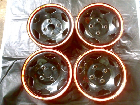 ล้อกะทะเดิม มาสด้าน้อย 1300 ถอดจากรถใช้งาน ไม่คด ไม่ดุ้ง ขาย 1,500 มารับเองนะครับ อยู่โคราช 080-3694619