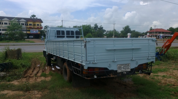 ขายรถ6ล้อIsuzu175สภาพสวยพร้อมใช้งาน